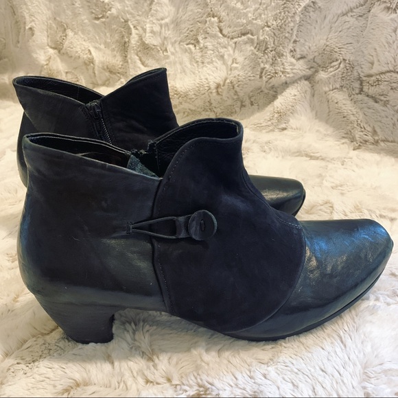 Anthropologie THINK Ana ✨🌿 Black Leather Button Ankle Black Boots  10 - Picture 3 of 8